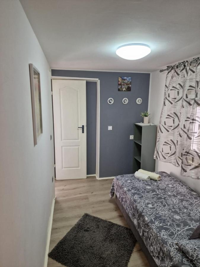 Apartment Ana Lozica With Terrace ドゥブロブニク エクステリア 写真